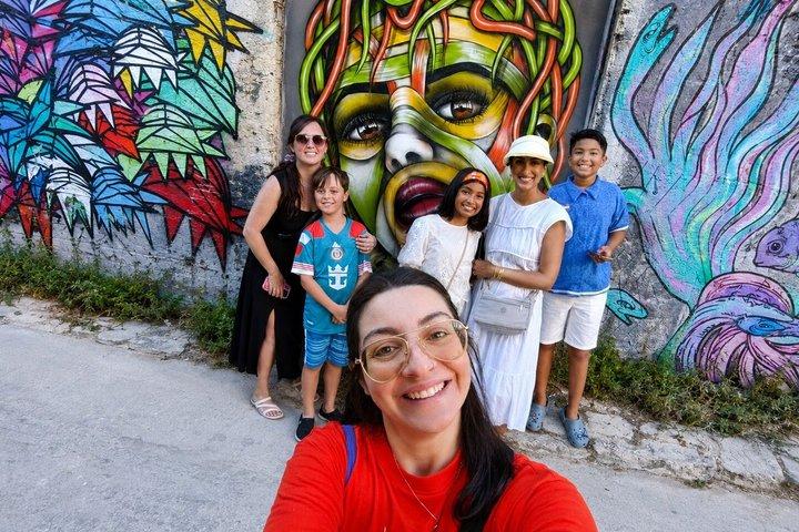 Athens Family Mythology Treasure Hunt and Tour w Food Stop