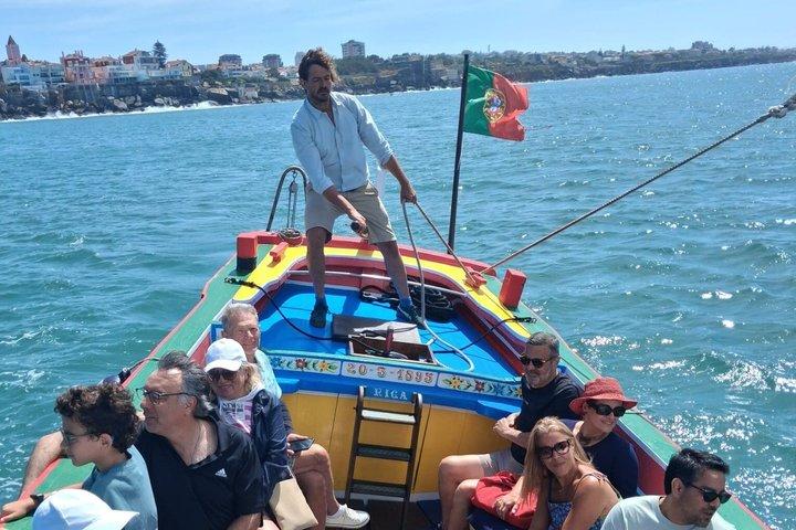 Cruise in Lisbon on the traditional boat of 1895 with drinks (2h)