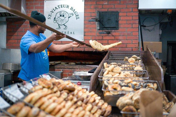 Montreal Private Food Tour: Taste 7 Dishes in Trendy Mile End
