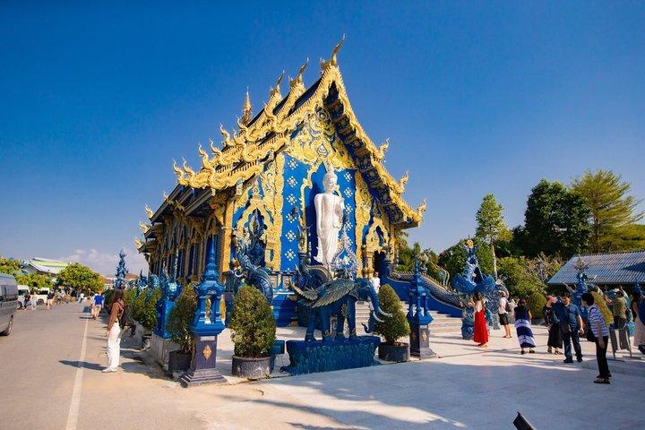 Private Chiang Rai Landmarks and Golden Triangle from Chiang Mai