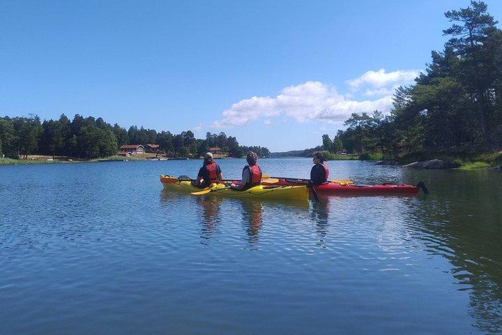 Kayak Tour in the Stockholm Archipelago with Lunch Meal