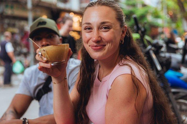 Eat Like a Local: Hanoi Street Food Adventure
