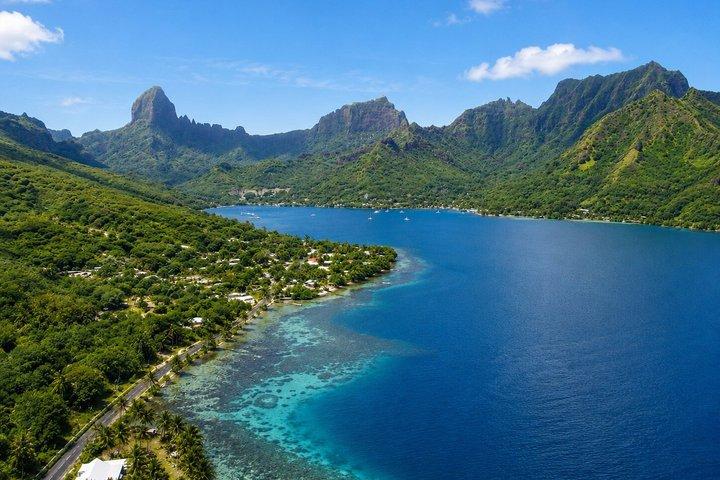 Moorea 4WD Safari from Tahiti (Pickup at Moorea Ferry Terminal)