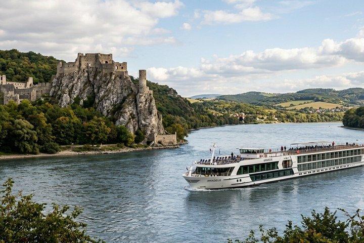 DAY TRIP & CRUISE Vienna, Budapest, Bratislava - 3 countries