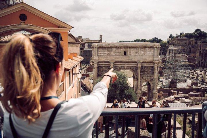 Rome Colosseum Guided Tour with Roman Forum & Arena Access Option