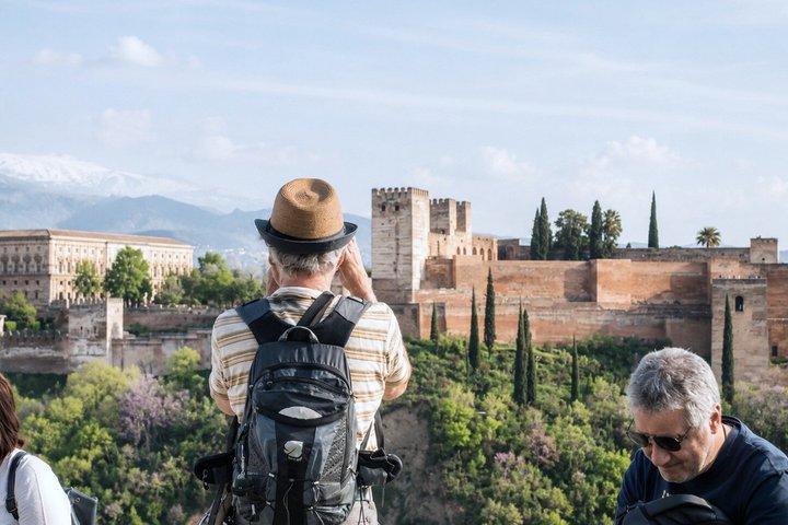 Granada Hybrid Walking Tour: Albayzin and Sacromonte