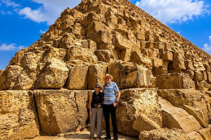 Private Giza Pyramids, Citadel & Historic Mosques Tour