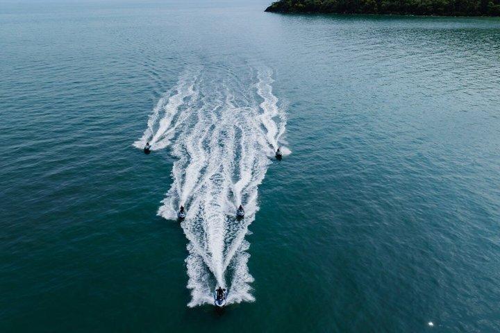 1.5 Hour Jet Ski Coastline Tour, Cairns to Palm Cove Return