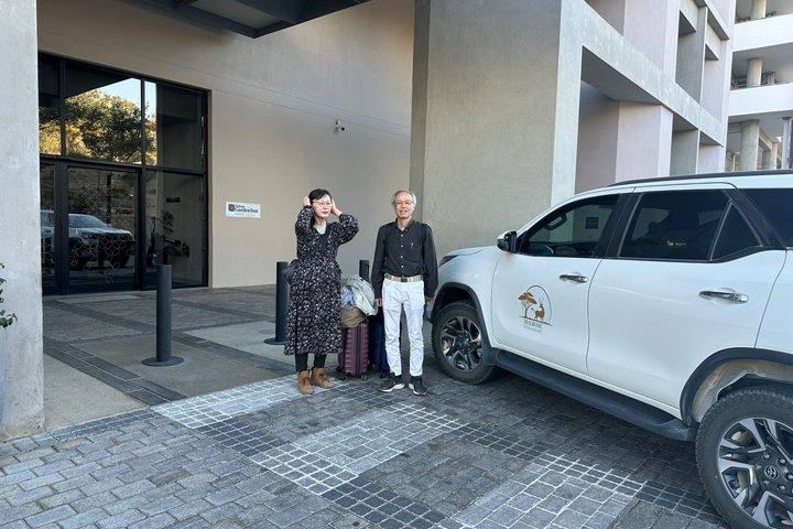 Windhoek Airport private transfer Hosea Kutako and Eros