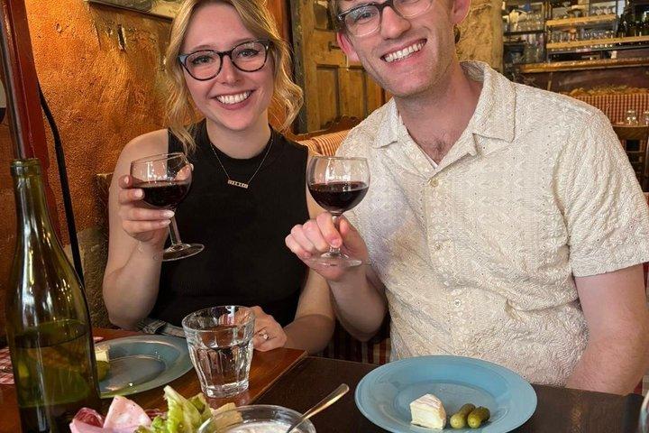 Lyon Original Old Town Food Tour with Wine Tasting