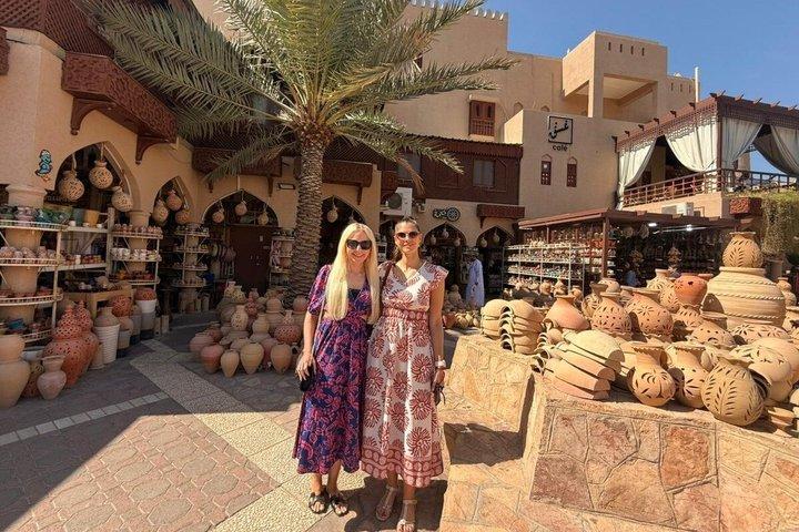 Sharing Nizwa and Jebel Akhdar Full Day Tour from Muscat