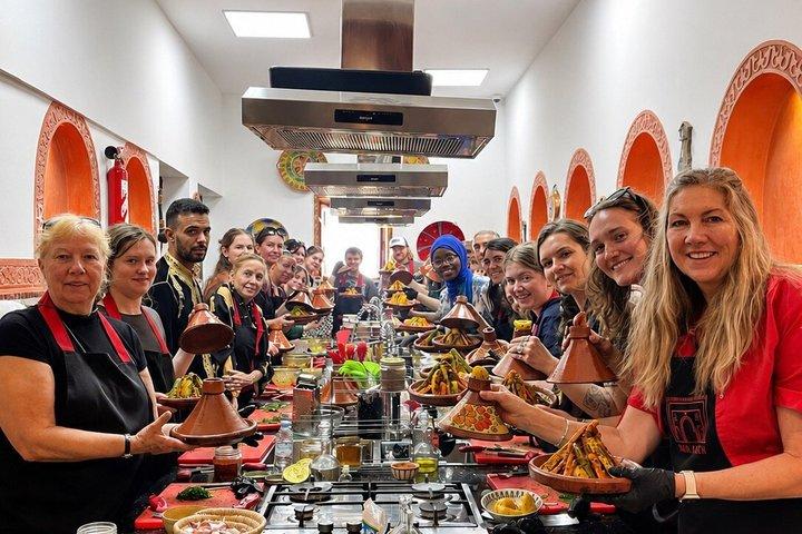 Fez Cooking Class at Palais bab sahra with Market Visit