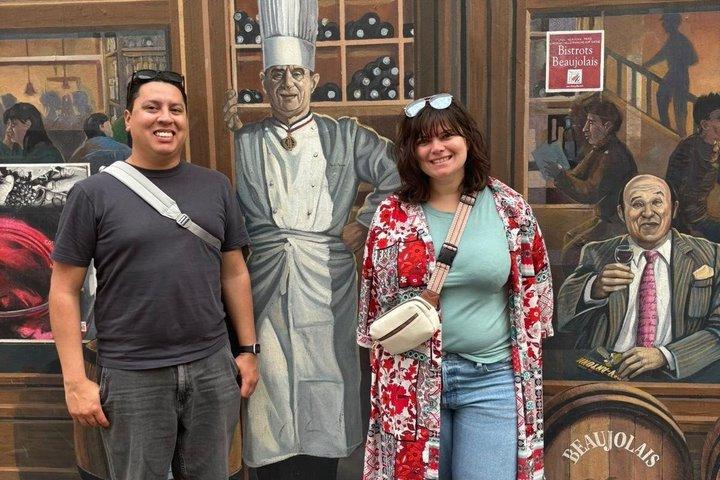 Lyon Morning Food Market Tasting Tour in Les Halles Paul Bocuse