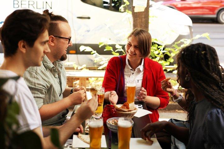 East Berlin Food Tour with Berlin Wall and Craft Beer