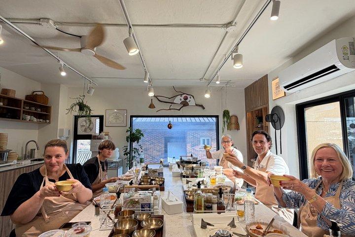 Bukchon Hanok Village Cooking Class: Authentic Korean Full Meal