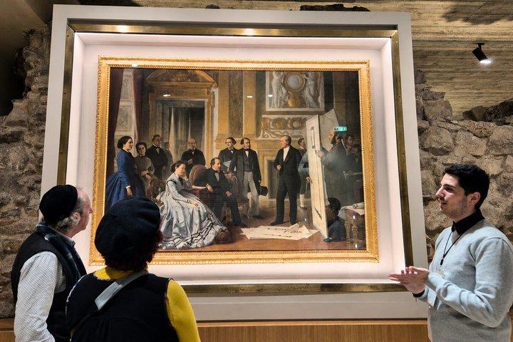 Louvre Museum Small-Group Guided Tour with Masterpieces & Access