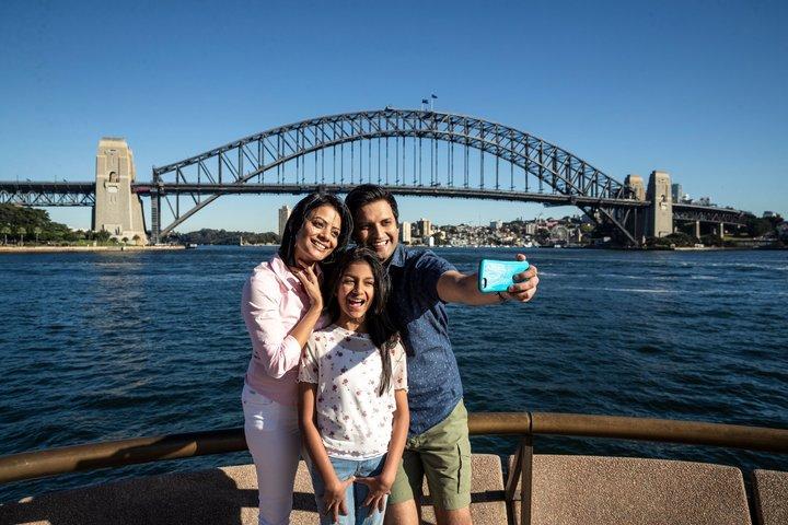 Sydney Full-Day Private Tour: Harbour, Bondi & Coastal Walks