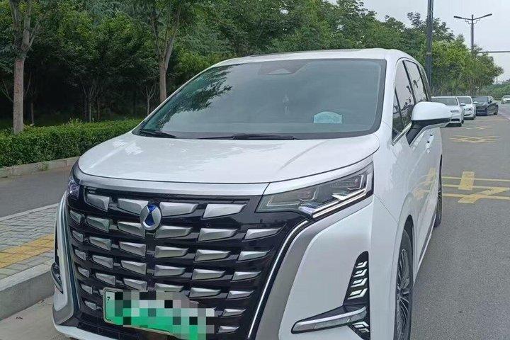 Luoyang Private Day tour to Longmen Grottoes and Shaolin temple