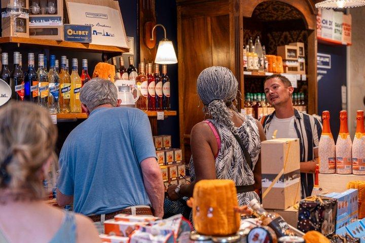 Bordeaux Walking Food Tour : History, Wine, Pastries (In English)