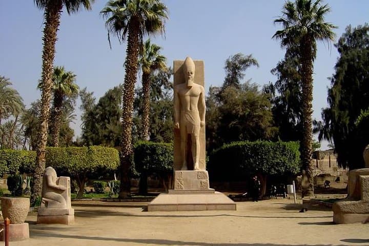 Private Day Tour to Memphis Sakkara and Dahshur from Cairo
