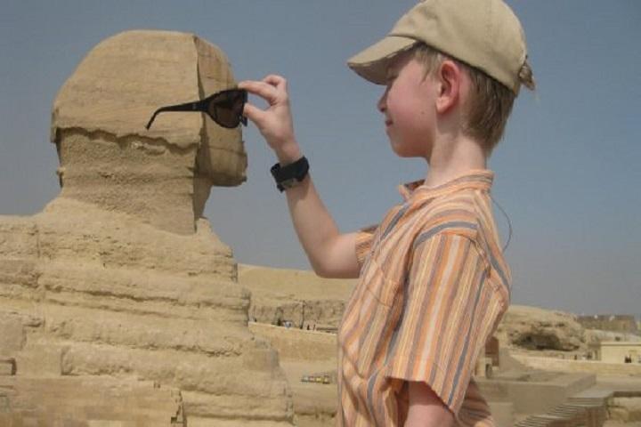 Cairo VIP tour Giza Pyramids with lunch and camel ride