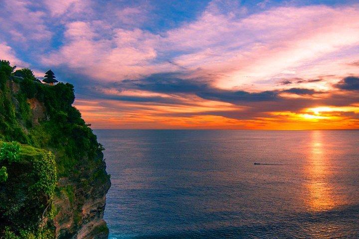 Private Tour: Uluwatu Temple & Southern Bali Highlights