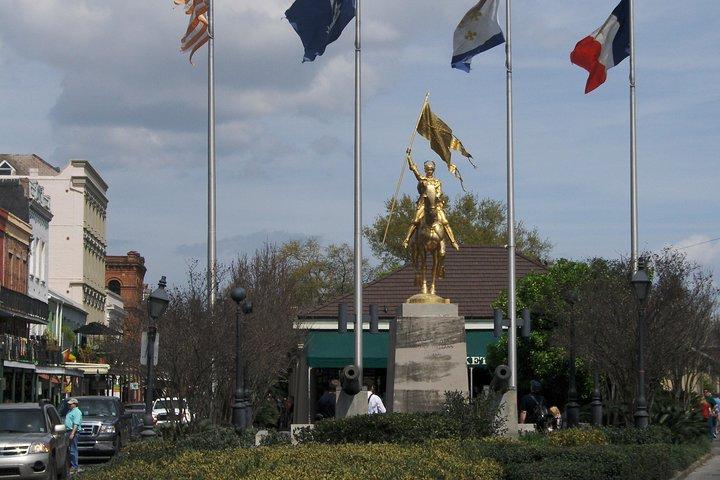 New Orleans City, Cemetery and Swamp Full-Day Tour