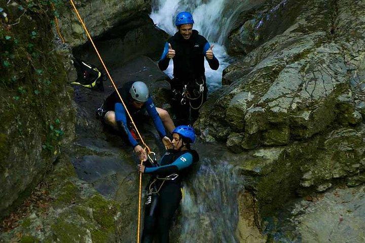 Canyoning in Annecy - La Boîte aux Lettres in Angon