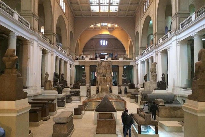 Best tour to Giza Pyramids, GEM, Bazaar and Felucca