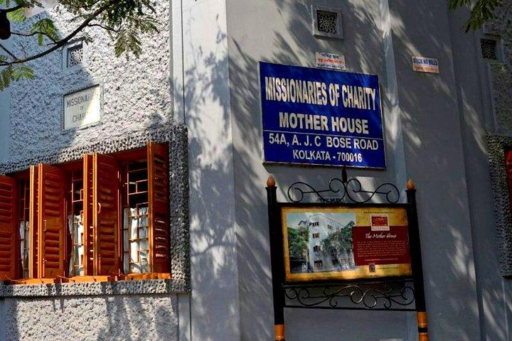 Visit Mother Teresa's house and Churches of Kolkata
