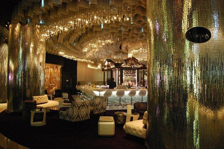 2-Hour Vegas Strip Walking Tour with Photos,Champagne & Vintage Vegas Goody Bags