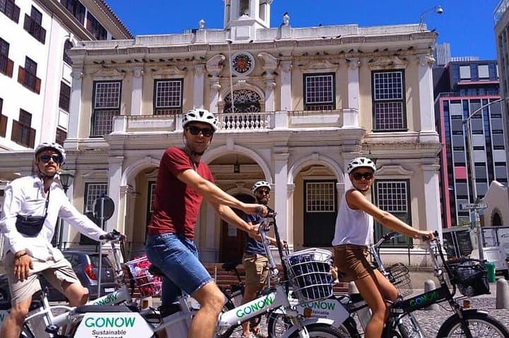 E-Bike Food & Culture experience in Cape Town