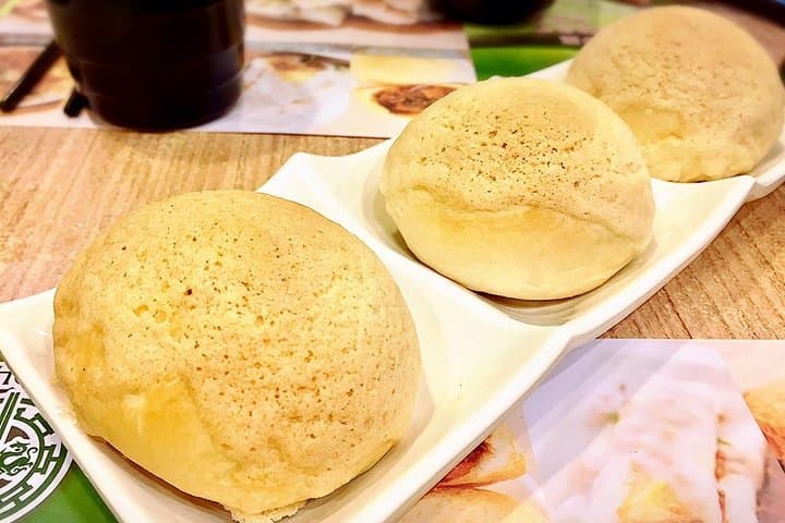 Small-Group Tour: The best bites of Mongkok