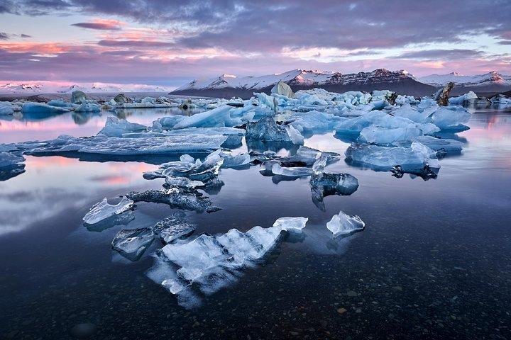 2-Day South Coast Waterfalls, Jokulsarlon Glacier Lagoon and Hike from Reykjavik