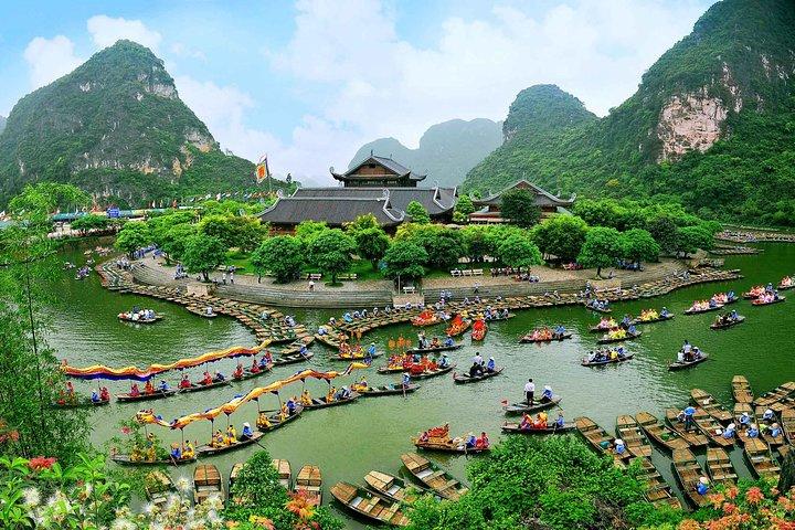 Bai Dinh, Trang An and Mua Cave Day Trip from Hanoi