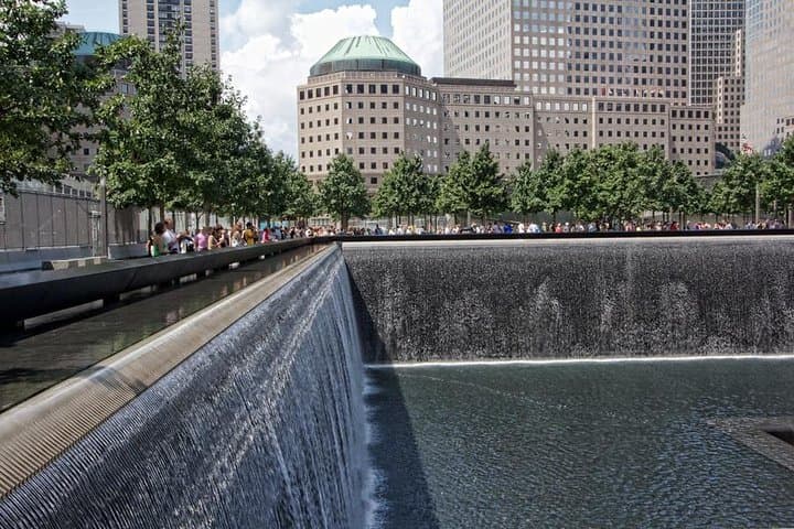 NYC City Tour: Statue of Liberty, 9/11 Memorial, Wall Street