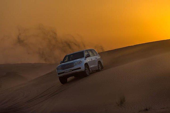 Dubai Desert 4x4 Safari with Camp activities & BBQ Dinner