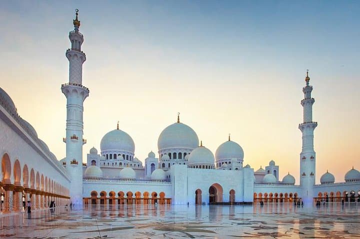 Half-Day Grand Mosque Tour from Dubai