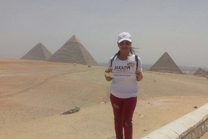 Private Guided Half-Day Trip to Giza Pyramids with Camel-Riding
