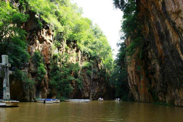 Private Day Tour of Jiuxiang Cave from Yunnan