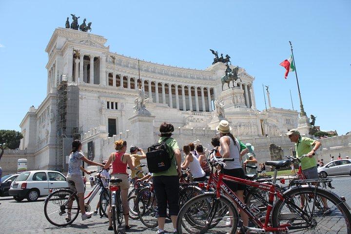 Rome Highlights Bike Tour 3 Hour City Cycling Experience