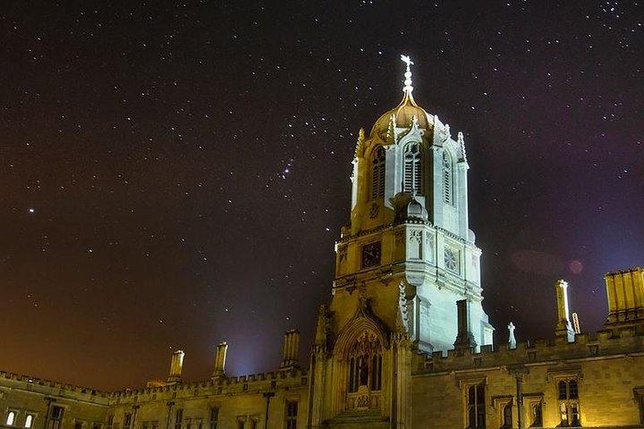 Oxford PRIVATE Pub and City Evening Walking Tour