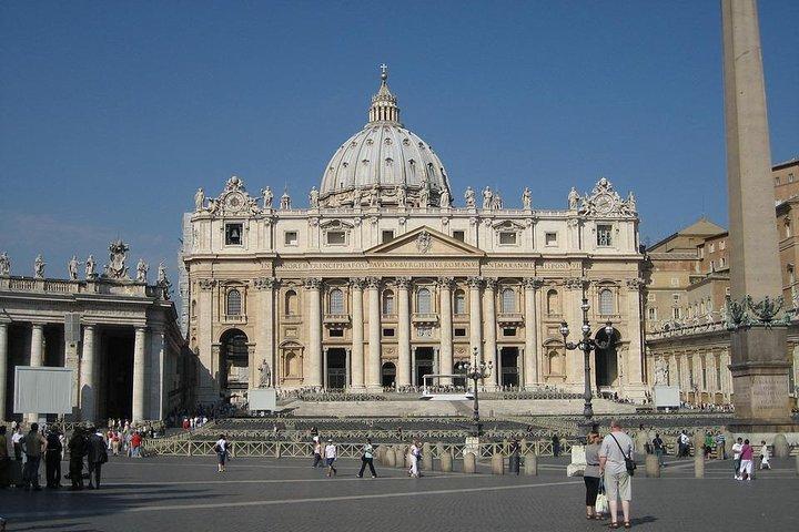 Private Vatican Museums Hidden Gems 3 hours Tour with Pick-Up