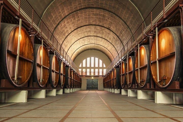 Private Cape Winelands Guided Full Day Tour from Cape Town