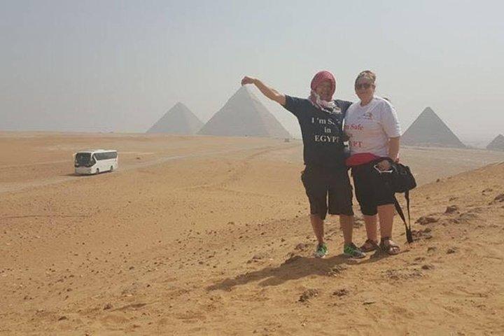 Luxury Camel Ride Around Giza Pyramids with Panoramic view