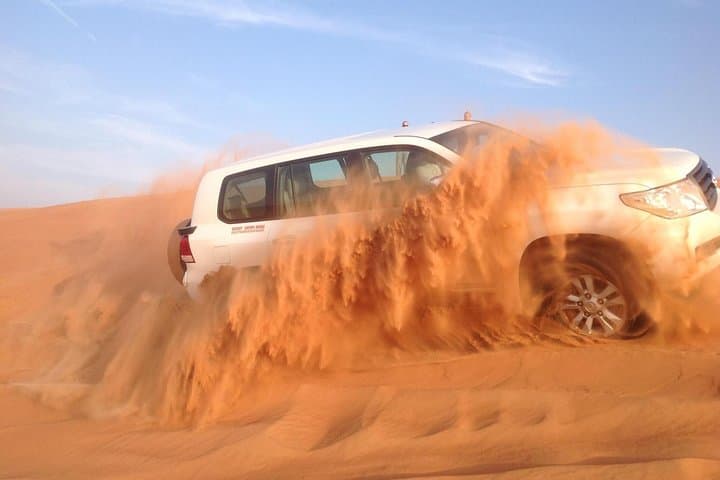 Premium 4x4 Dubai Desert Safari with BBQ Dinner