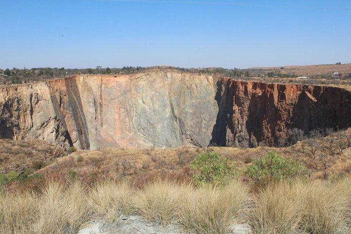 Pretoria City Tour and Cullinan Mine Tour from Johannesburg