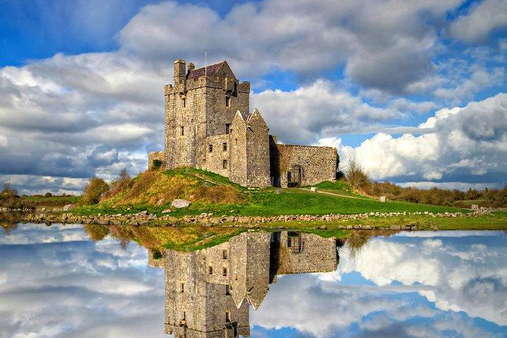 Cliffs of Moher & the Burren Tour from Galway