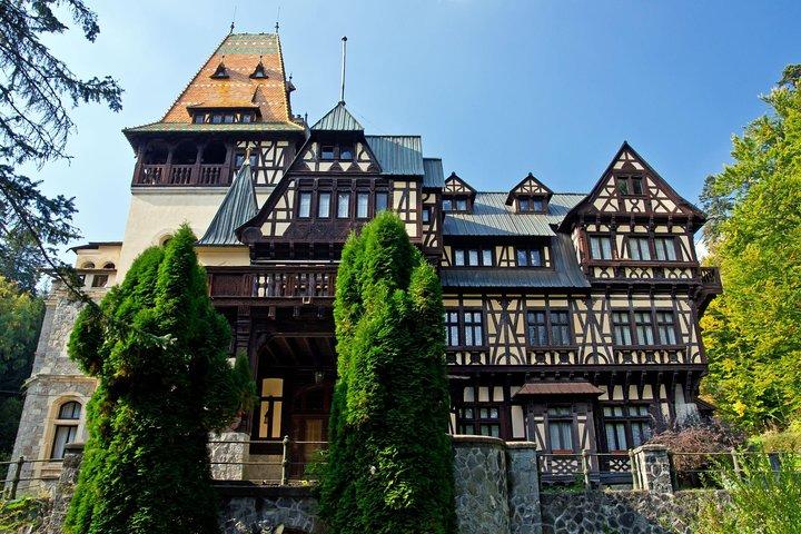 Day trip to Transylvania with an expert tour guide
