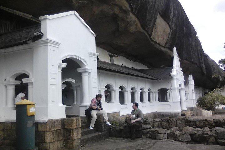 All inclusive Private day trip Sigiriya and Dambulla caves with more